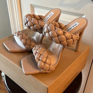 Steve Madden heels brand new